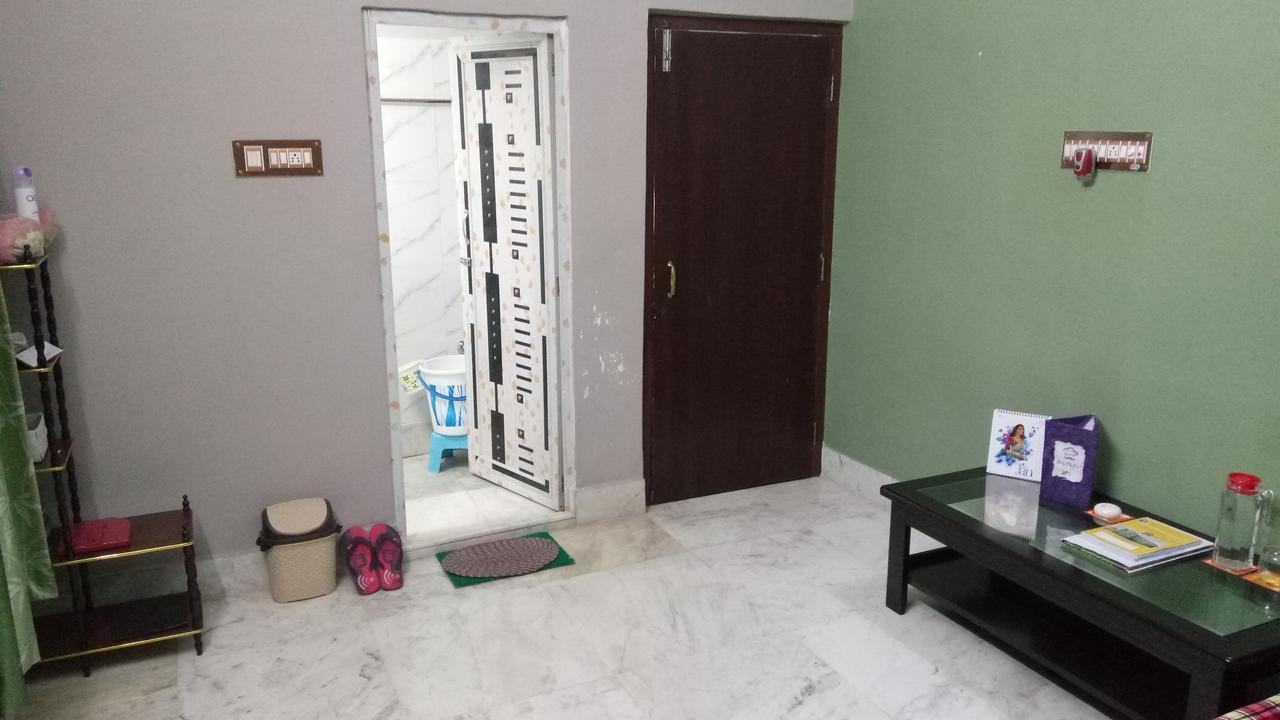 The Lovely Room Calcuta Exterior foto