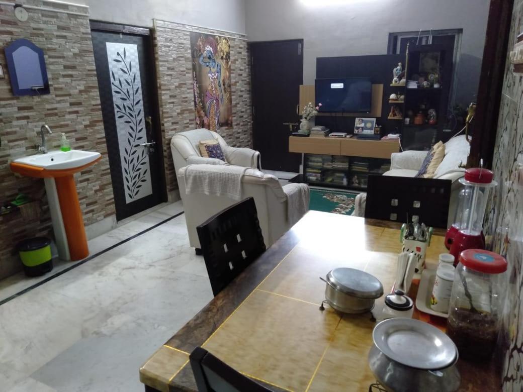 The Lovely Room Calcuta Exterior foto