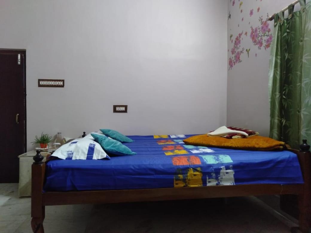 The Lovely Room Calcuta Exterior foto